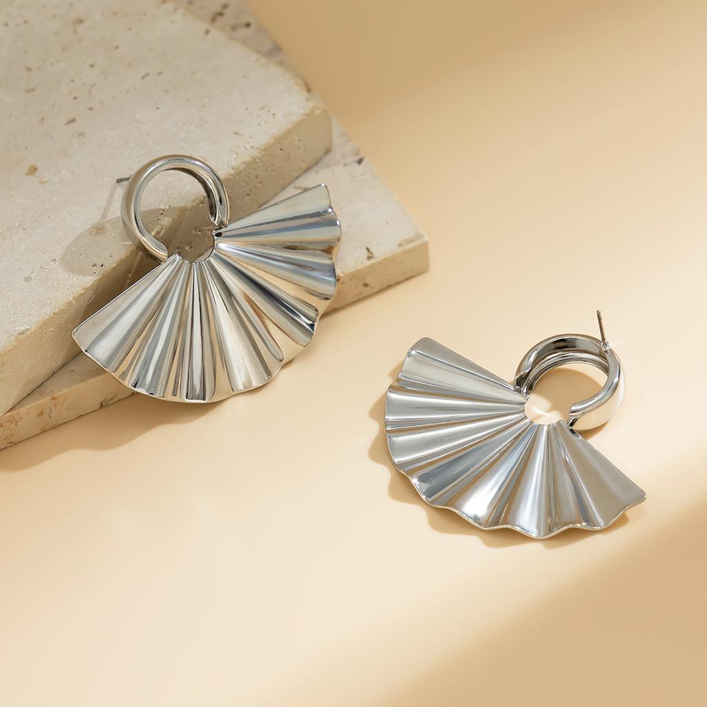Fashion pleated metal smooth folding stud earrings women's retro versatile geometric earrings earrings