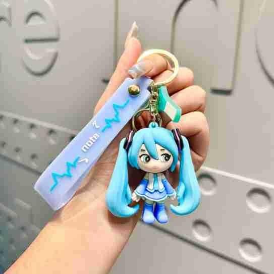 

Очаровательный мультяшный брелок-панда в различных фруктовых стилях, идеальный для подарков на любой случай. Sky Blue Dress