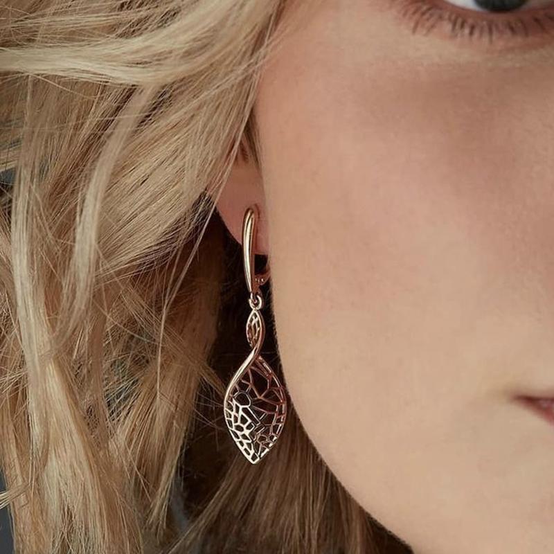 Roségoldfarbene Blattform Lange Hängeohrringe Damen Hohles Design Vintage Trendiger Schmuck Elegante Englische Ohrringe