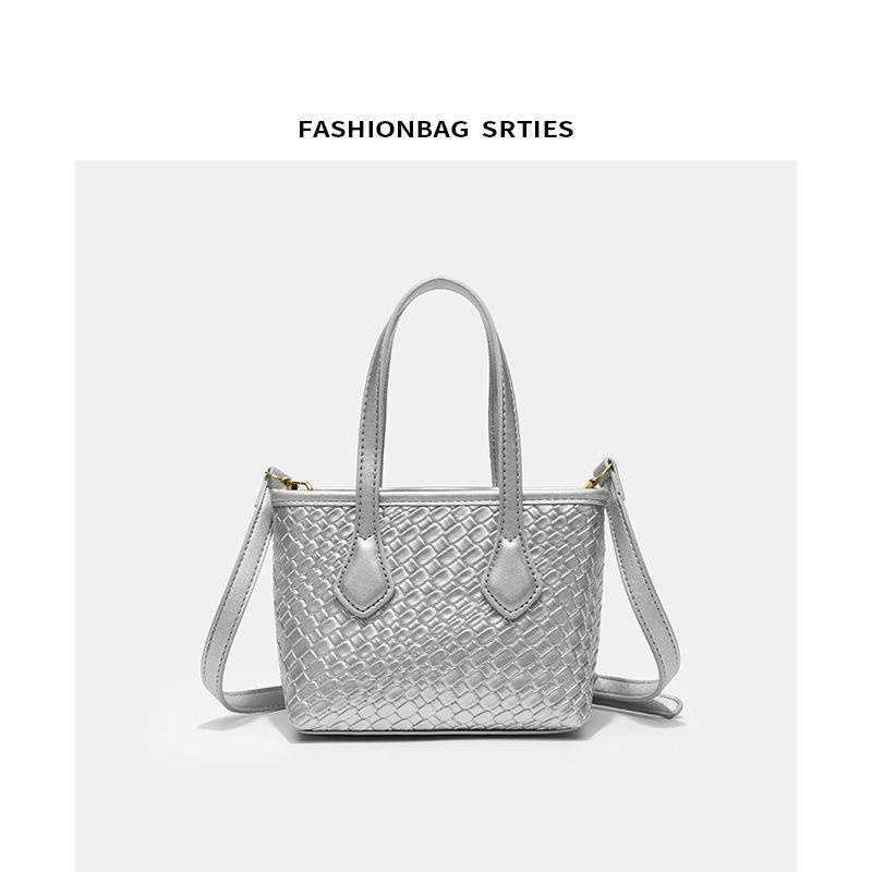 Fashionable Braided Diamond Cheongshou Bag for Women New Style Underarm Single Shoulder Popular Commuting Large Capacity Tote Bag