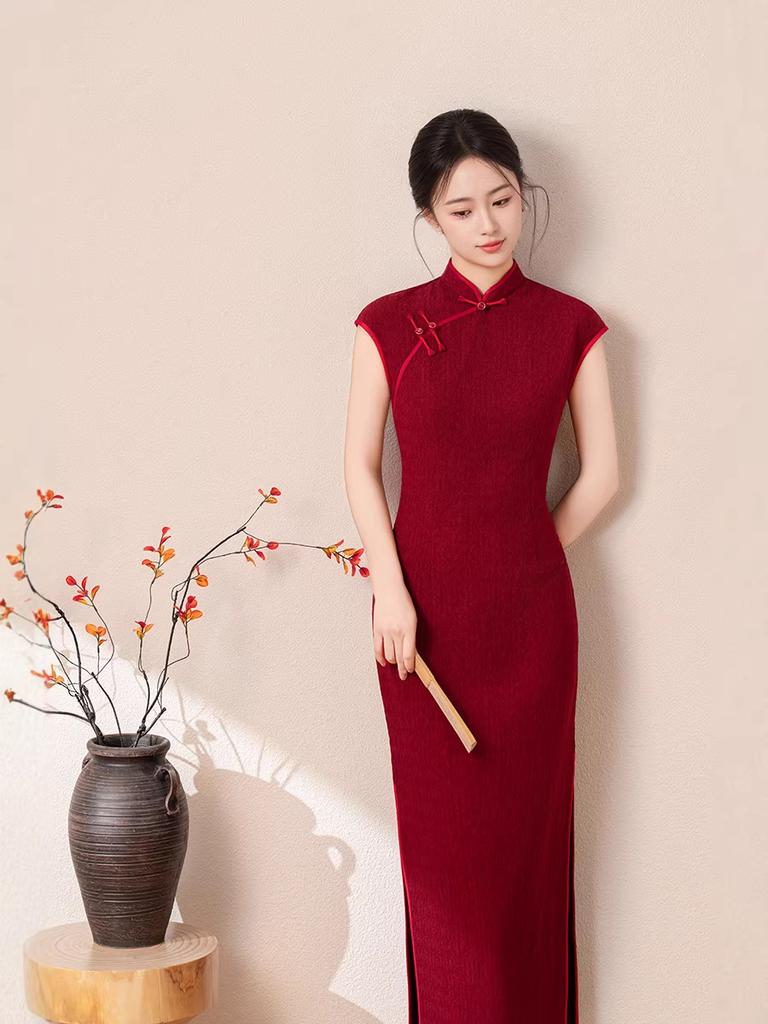 1011 summer new Chinese modified retro knitted sleeveless long daily cheongsam red engagement toasting dress