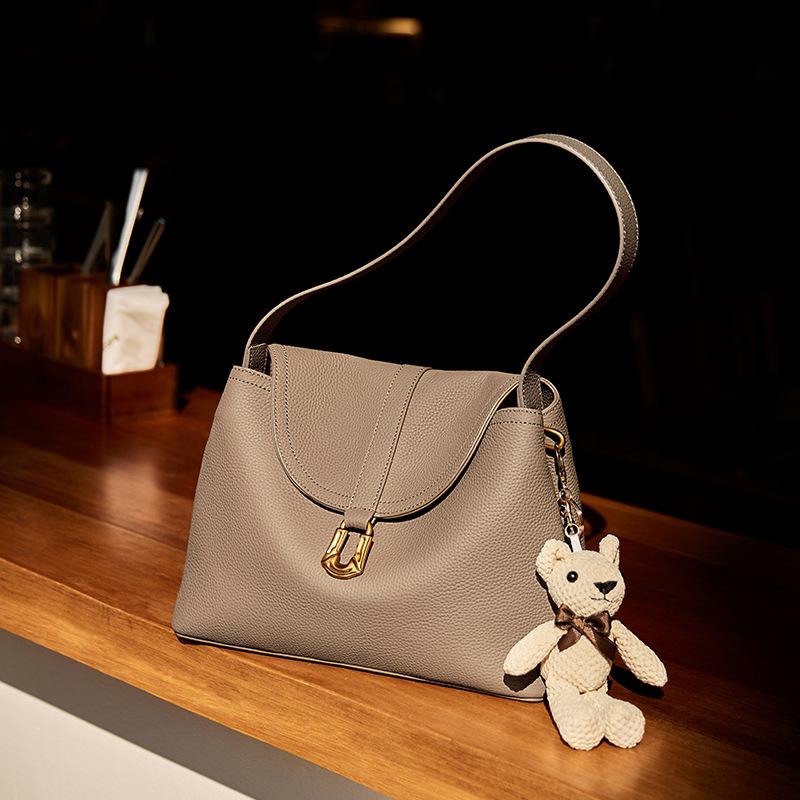 

Classic Fashion Single Shoulder Bag 2025 Autumn Winter Genuine Leather Bag High-End Women s Bag Niche High-End Bag Long28CM、Wide10CM、Hig