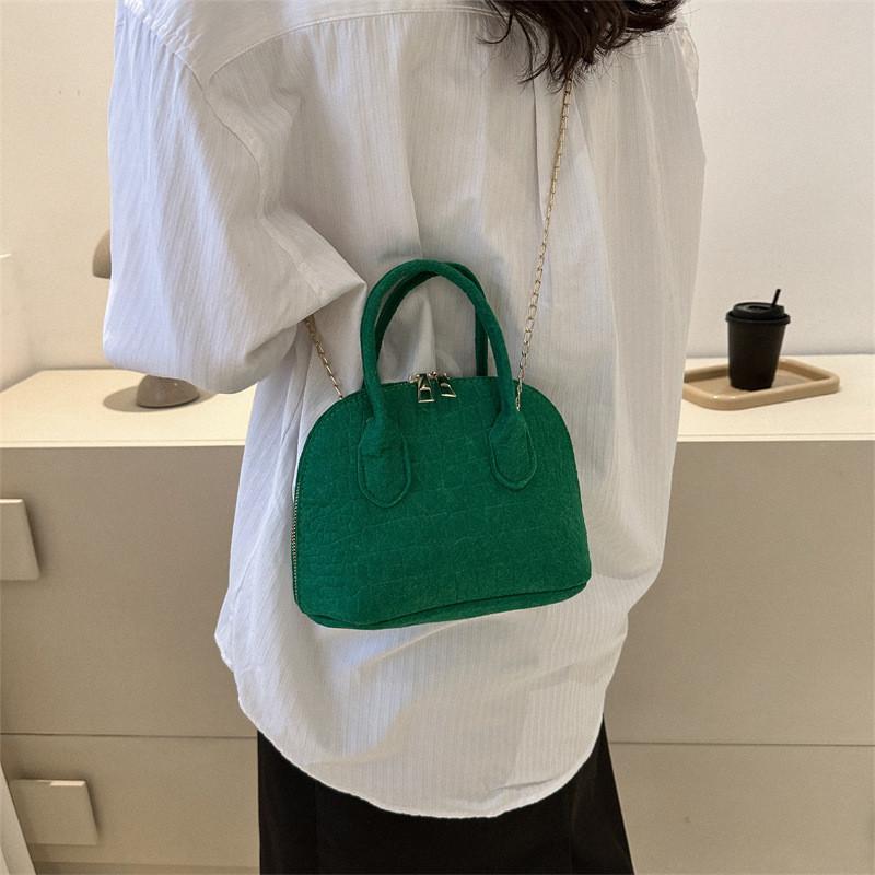 Trendy 2023 Women's Fashion Shoulder Bag Stylish Retro Shell Bag Medium Size