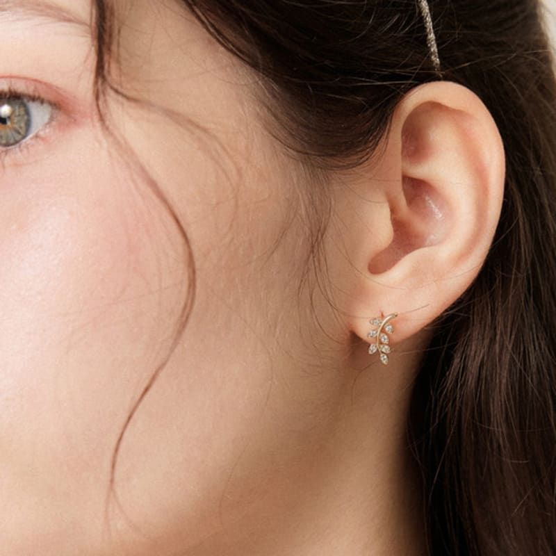 J.Lauren 10K Leaf Cubic Earrings G0288