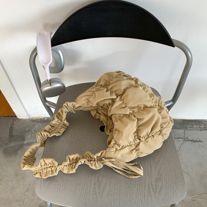 New pleated puff cloud bag solid color fashion shoulder messenger bag casual large capacity nylon dumpling bag