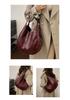 2026 European & American Retro Soft Leather Large-Capacity Tote Handbag