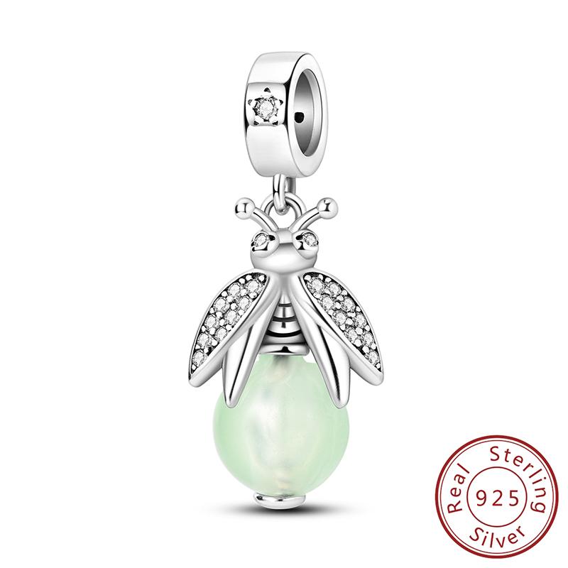 Prawdziwe Srebro 925 Wisiorek Karuzela Księżyc Urocze Kotki Charmsy Koralik Pasuje do Oryginalnej Biżuterii dla Kobiet