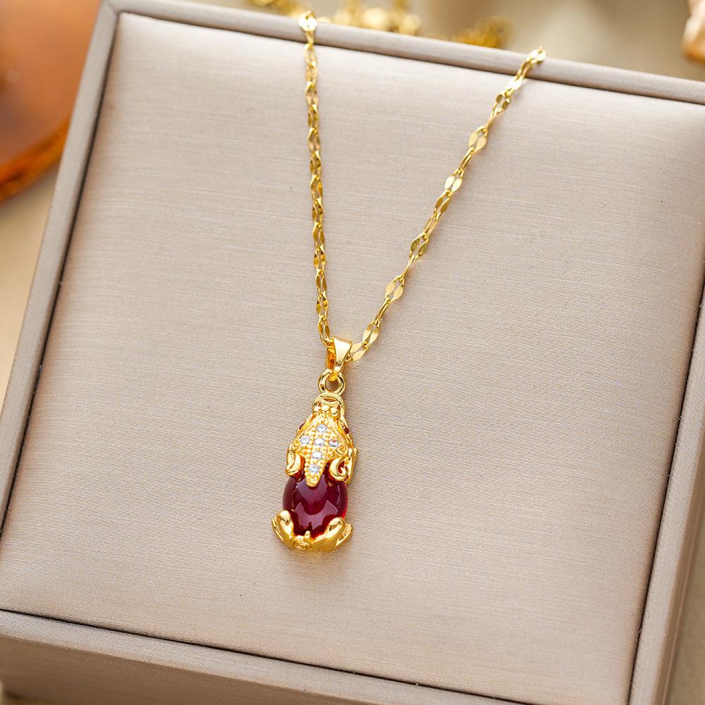 Titanium Steel Necklace For Women Elegant Simple Fashion Zircon Collarbone Chain Light Luxury Niche Jewelry