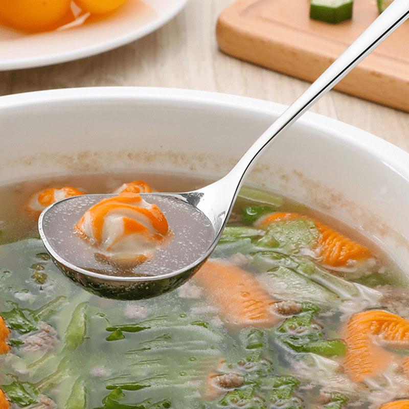 1 Stück Edelstahl Verdickungslöffel Kreativer Langer Griff Langlebig Hotel Hot Pot Löffel Suppenkelle Heimküche Essentielle Werkzeuge