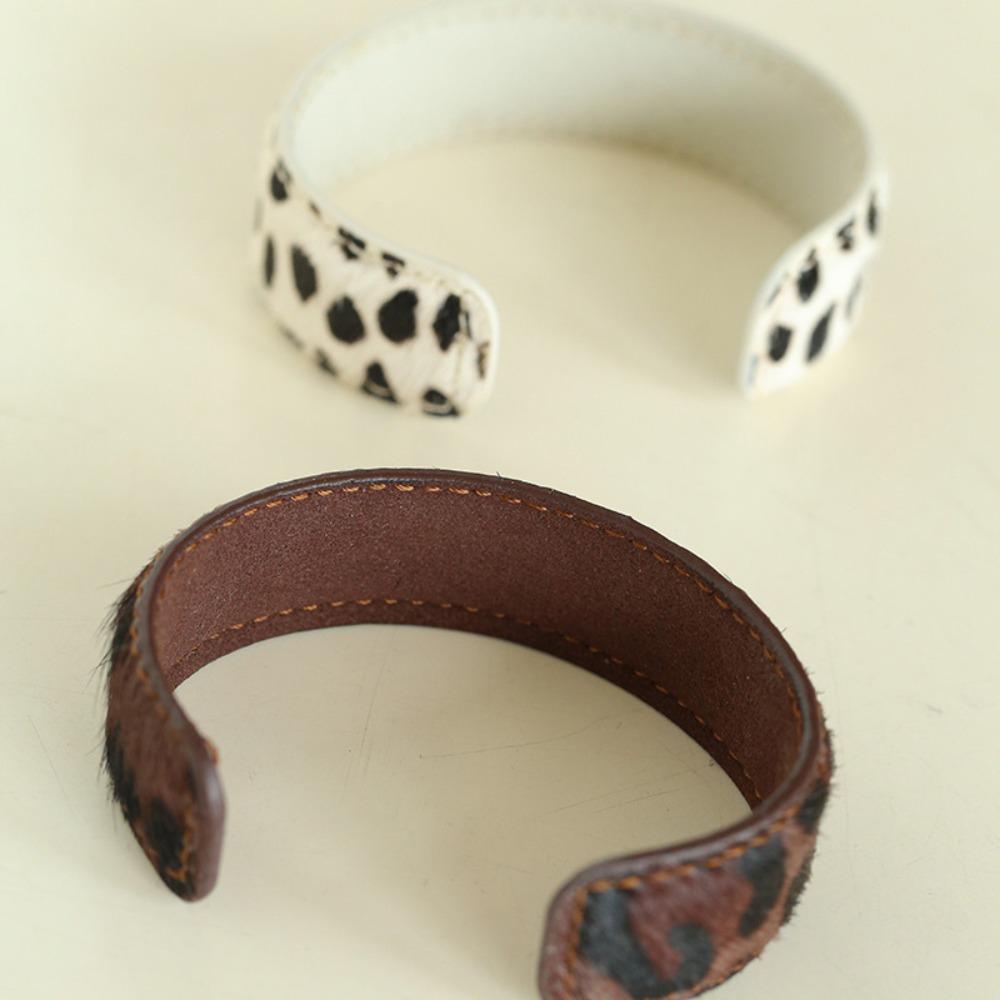 Stitched Real-leather Horsehair Bracelet Furry C-shaped Open Bracelet Leopard Print Bangle  Gift