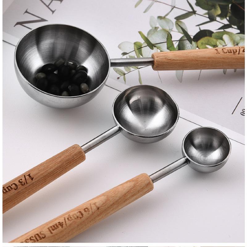 1pc Stainless Steel Measuring Spoon, Wooden Handle Milk Powder Spoon, Non-Stick Powder and Non-Rust Seasoning Measuring Spoon