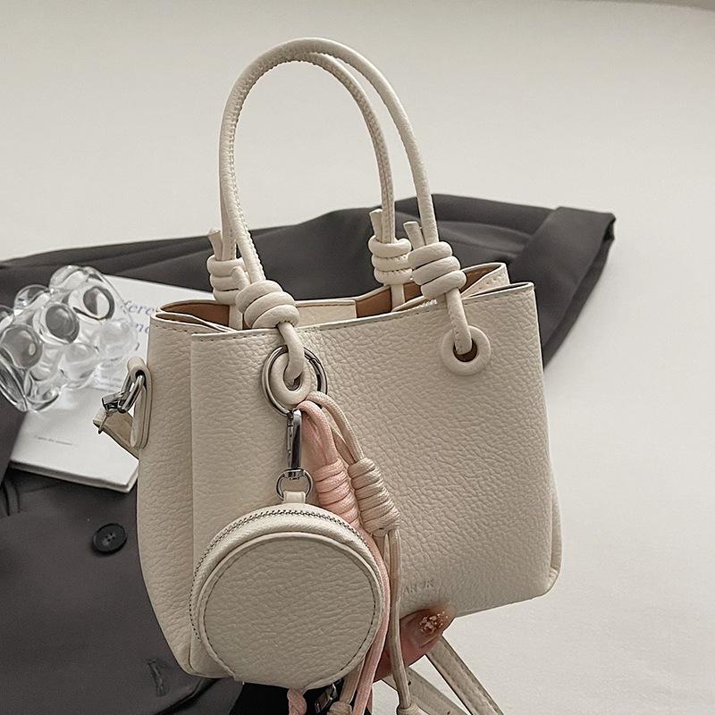 New fashionable and simple lychee pattern portable bucket bag niche design commuter versatile messenger bag women