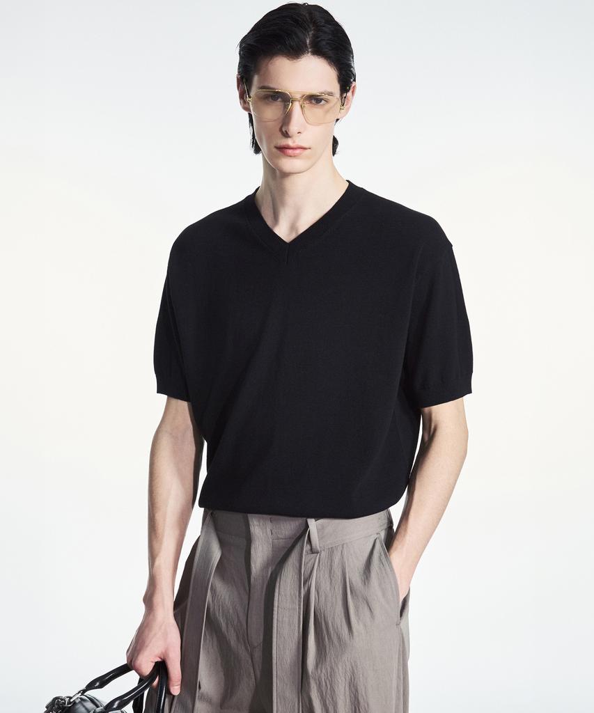 Tienjiti V-Neck Knit (Black) Tnsw6E207Bk