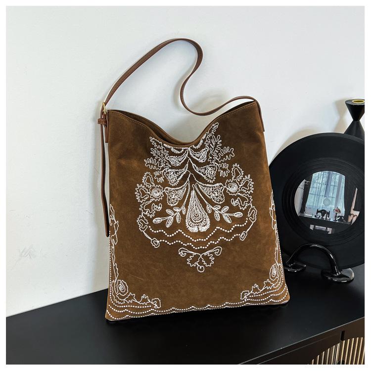 Богемная вышитая бархатная сумка-тоут - Вместительная ретро-сумка на плечо хаки