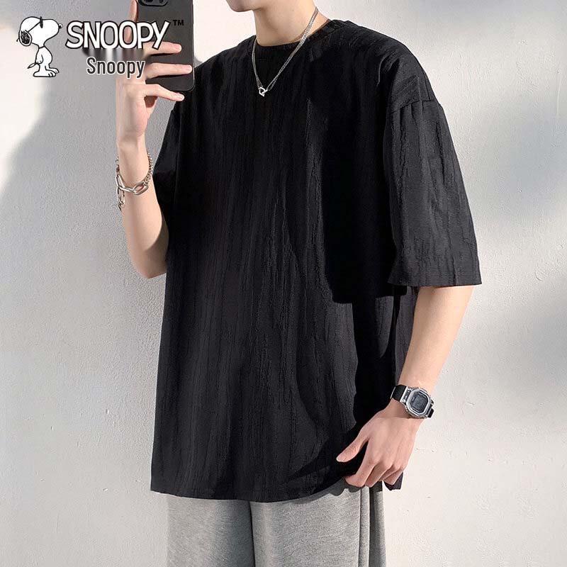 Snoopy Men's Textured Cooling Loose Fit Short Sleeve T-Shirt