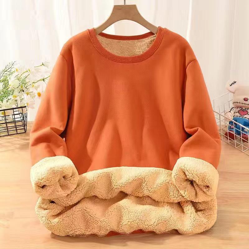 

Мужской свитер из плотной шерсти и овчины с бархатом – однотонный, теплый, свободного кроя, с круглым вырезом, на осень и зиму 4XL