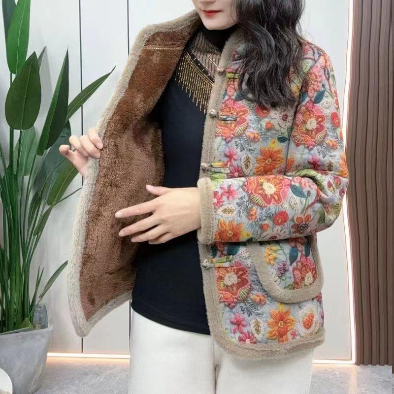

Новое пальто в китайском стиле для женщин среднего и пожилого возраста с длинными рукавами, короткое, утолщенное, модное, с темпераментом, зимнее теплое хлопковое пальто с цветочным принтом для мамы 4XL