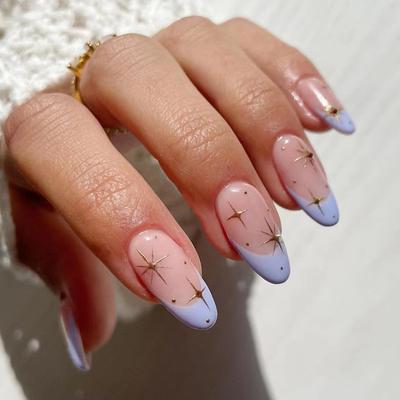 24 Stück Neue Französische Mandel-Nagel Sterne Süß und Frisch Lange Nagelkunst Tragbare Falsche Nägel Europa und Amerika