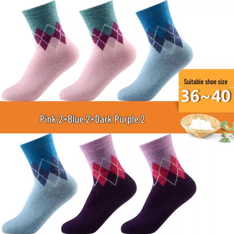 Langsha Women's Thickened Mid-Calf Rabbit Wool Plaid Socks for Autumn and Winter.
