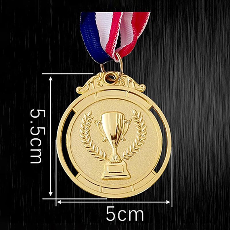 Maraton Zlatá medaile Stříbrná medaile Trofejová medaile Vítěz Odměna Povzbuzení Odznak Odznak Odznak Venkovní soutěž Ocenění