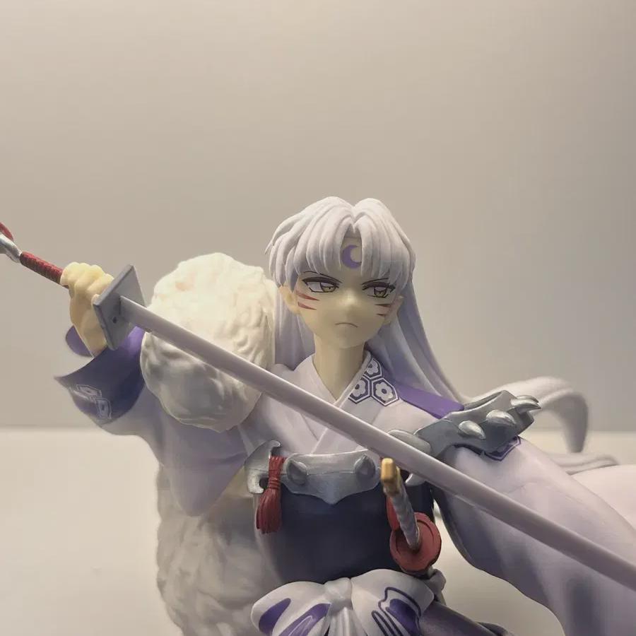 

Inuyasha Sesshomaru Figure