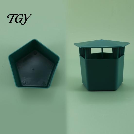Garden Tool for Snail Prevention Reusable Trap, Safe Beer Bait Not Included, Protection from Snails Slug Catcher Container, Physical Trap Gardens