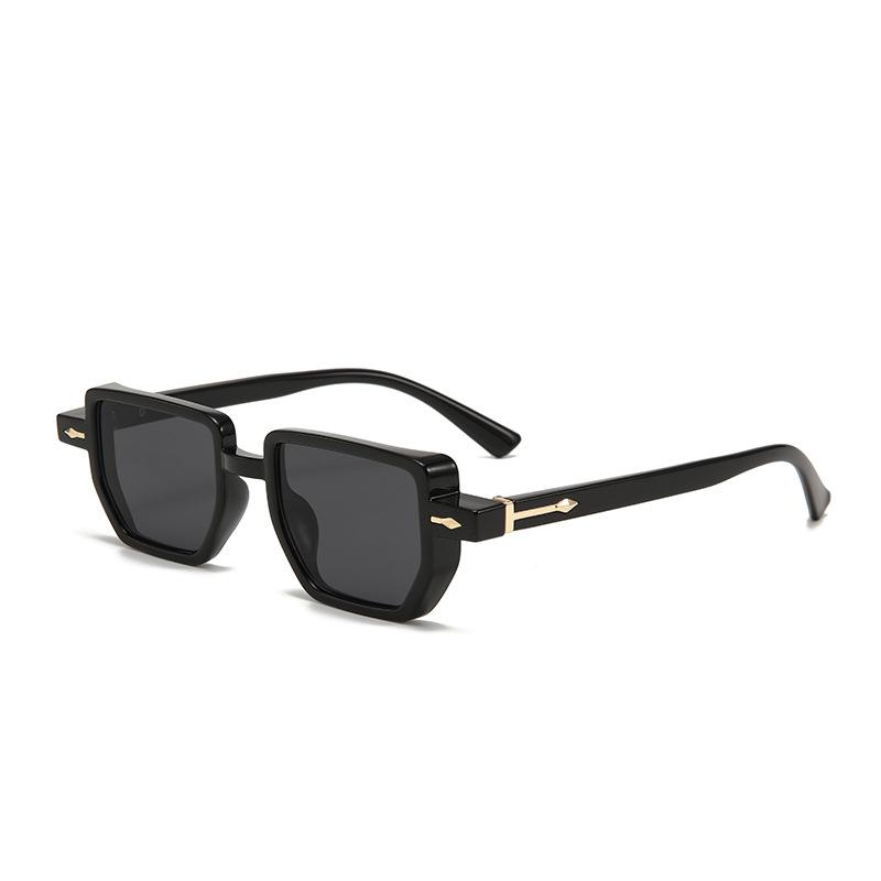Vintage Polygon Square Women Sunglasses Fashion Clear Ocean Lens Shades UV400 Men Rivets Sun Glasses Oculus