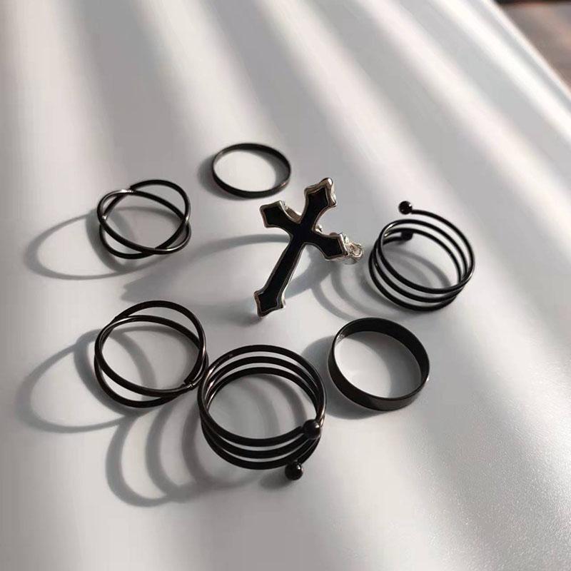 Ring Set For Women Punk Cool Anillos Vintage Simple Black Cross Chain Joint Ring Sets Women Accessories Jewelry Gifts Party