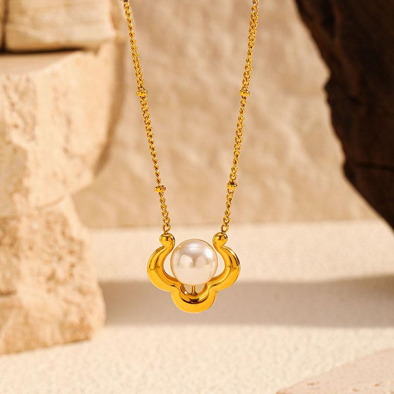 ins exquisite stainless steel necklace women's light luxury high sense does not fade collarbone chain 18k gold titanium steel necklace