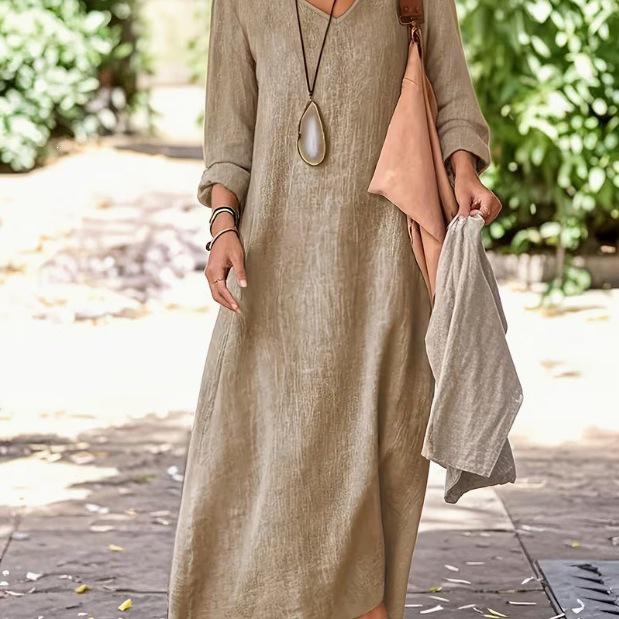 2026 Spring/Summer Women's Artistic V-Neck Loose Hem Dress - European-American Style