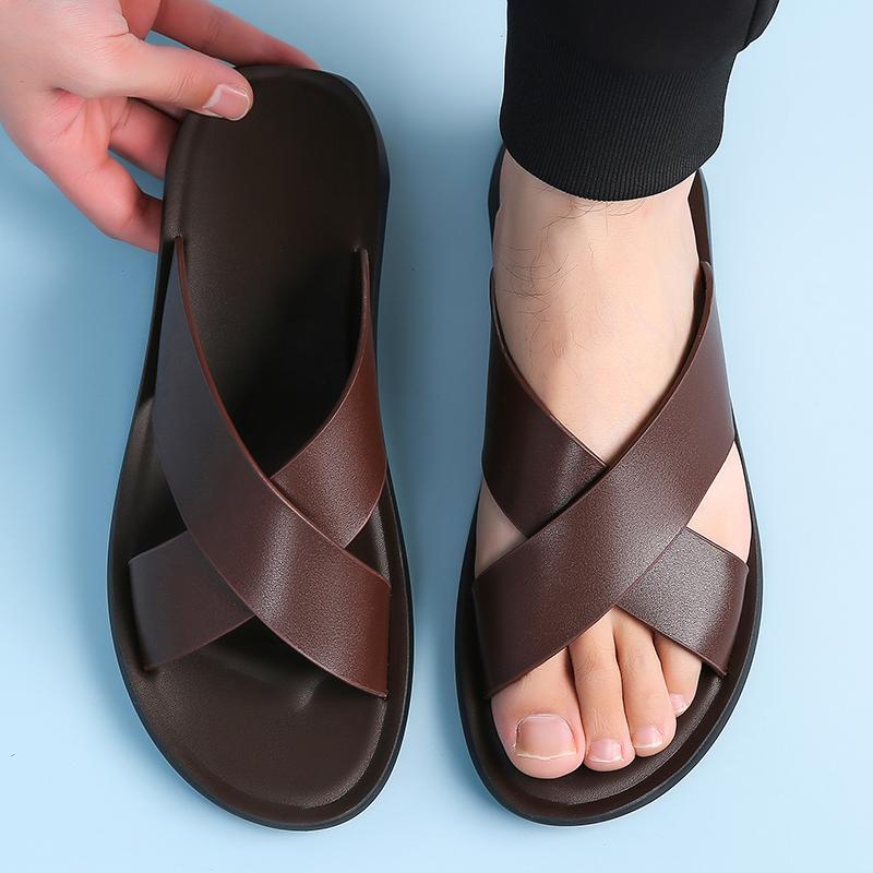 Non-Slip Male Flip-flops New Outdoor Walking Sandals Summer Men's Slippers Leisure Men Leather Slides All-match Travel Half Drag