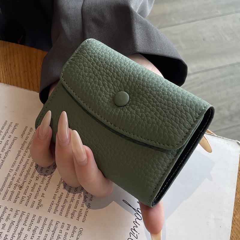 Genuine Leather Accordion Card Holder for Women - Compact, Anti-Demagnetization, Multi-Card Slots, Driver's License, Document Organizer