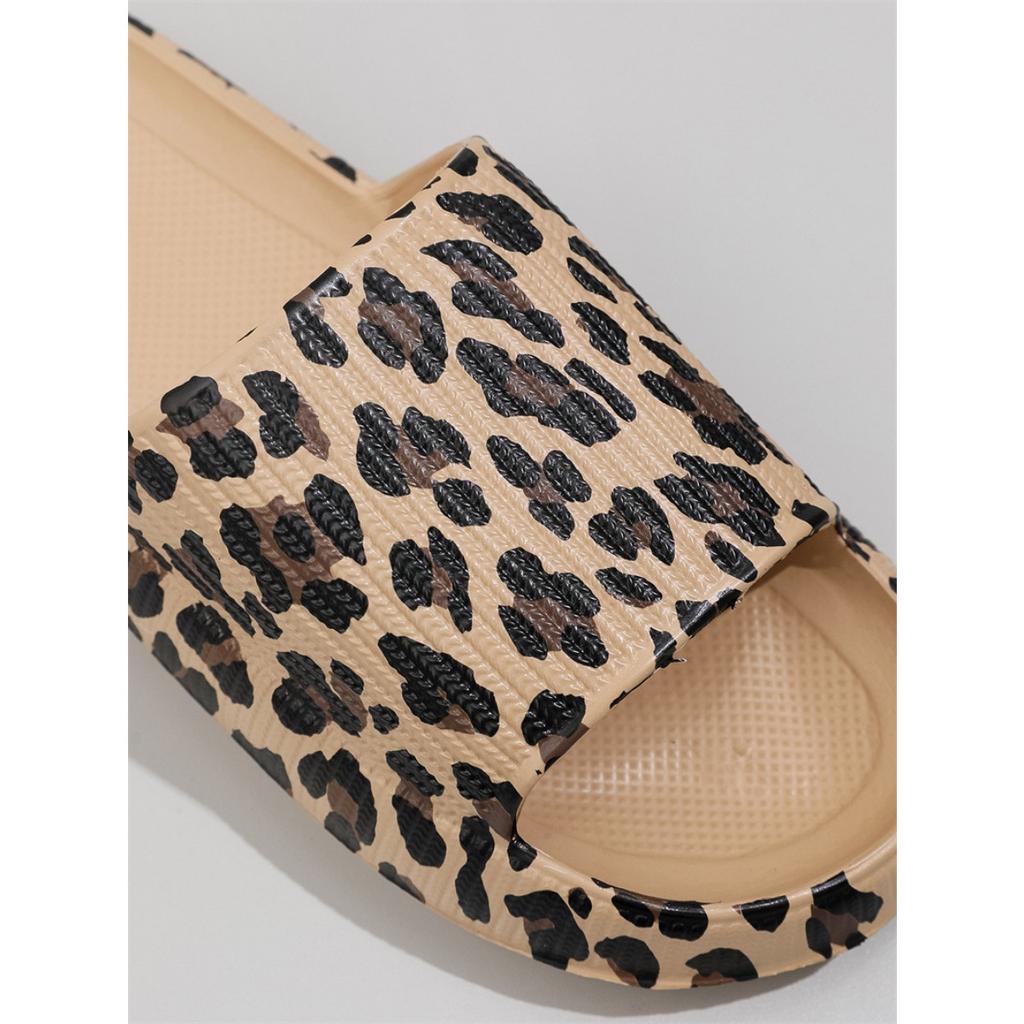 Ladies' Fashionable EVA Slippers with Leopard Print, Ladies' Thick Soled Cloud Slippers for Vacation, Beach, Dormitory, Plus Size Women's Shoes
