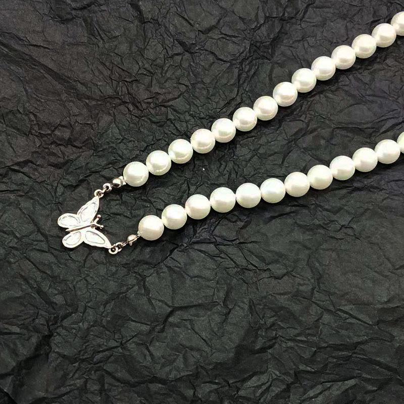 Trendy Unisex Butterfly Pearl Necklace - Hip Hop, Light Luxury, European & American Style