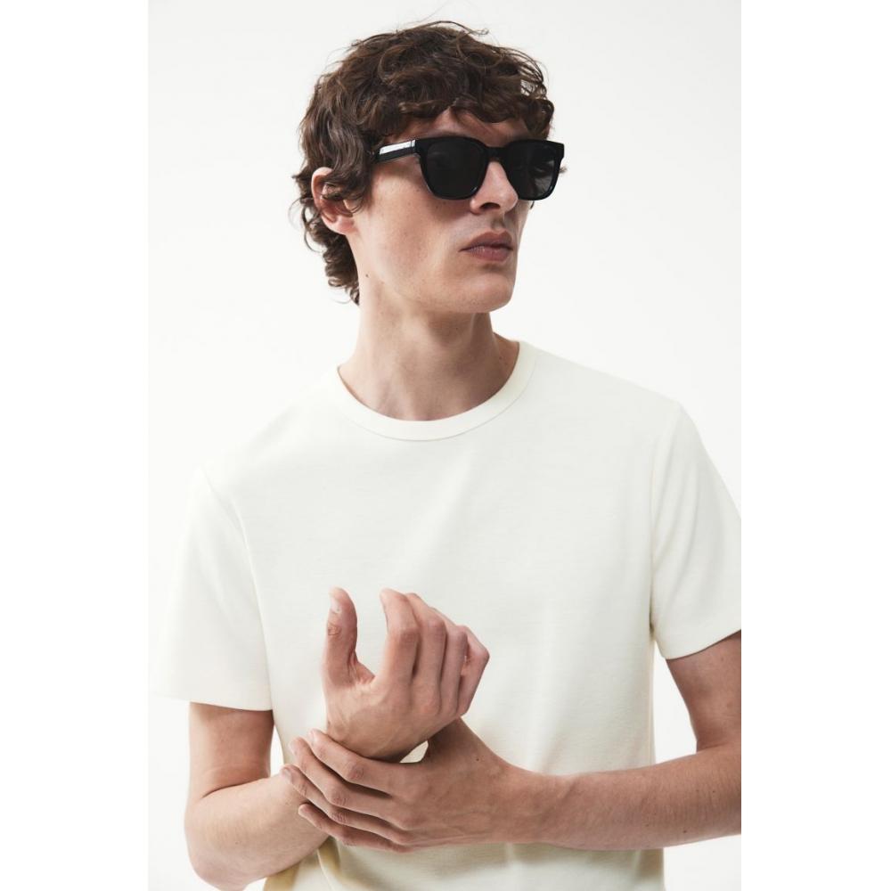 H M sliM FiT T sHirT creaM