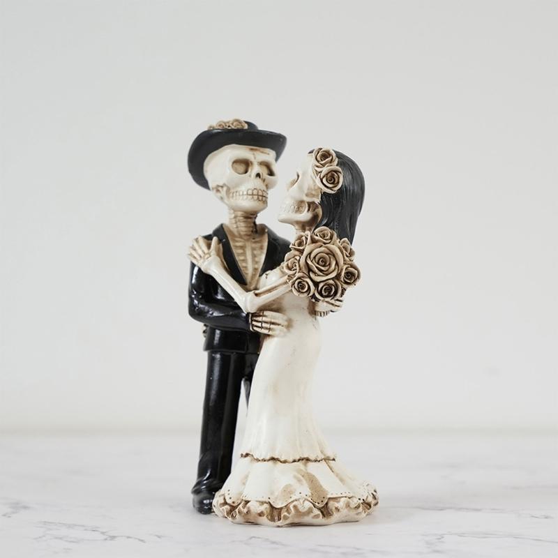 Skeleton Couple Figurine - Romantic Gothic Halloween Decor Resin Statue for Home, Desk, Yard, Party & Day of the Dead