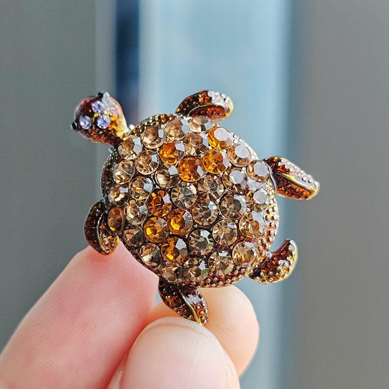 Vintage Rhinestone Cute Cartoon Turtle Animal Brooches For Women Men Coat Clothing Accessories Brooch Pins Party Jewelry Gifts