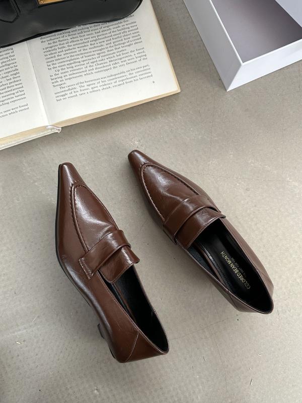Scarpe Loafer da Donna alla Moda Sneakers Femminili Casual Autunno Punta Quadrata Oxfords Slip-on Estate Autunno Inverno Pelle Punta Affilata Nuove Mary Ja