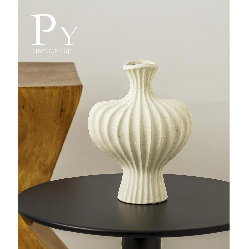 Retro Wabi-Sabi Ceramic Vase with Artificial Flowers