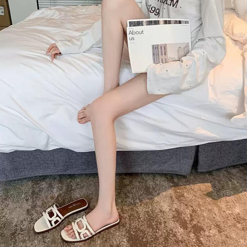 [] Milan drag~ stitching one word beach flat bottom slippers women's sandals outside wear summer