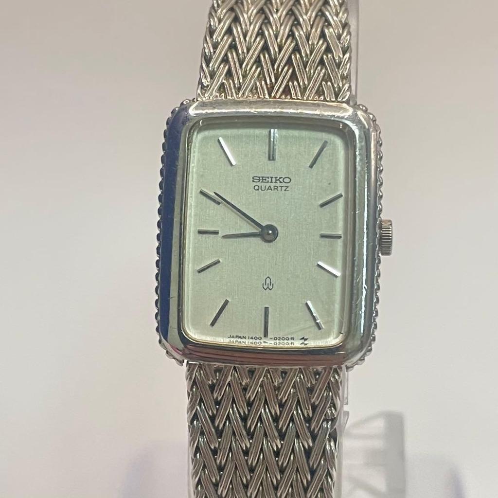 Used [Excellent Condition/Working] SEIKO Ladies Vintage Watch Mesh Bracelet Silver