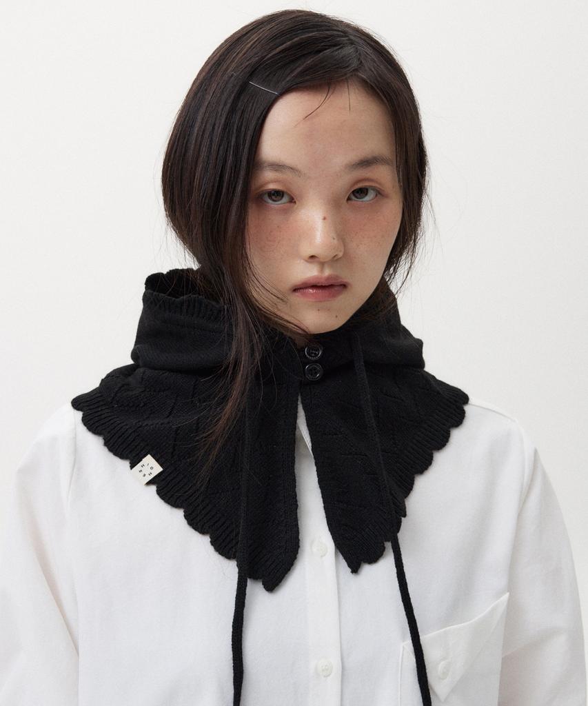 Ohesio Lace Knit Balaclava, Black