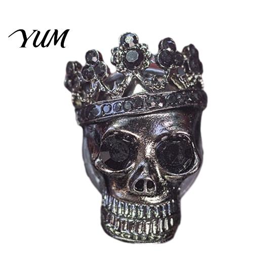 Automotive Interior Decoration Halloween Car Air Vent Clip, Metallic Skull Bat Freshener Clip Charm, Cool Auto Aroma Diffuser for Gothic Truck