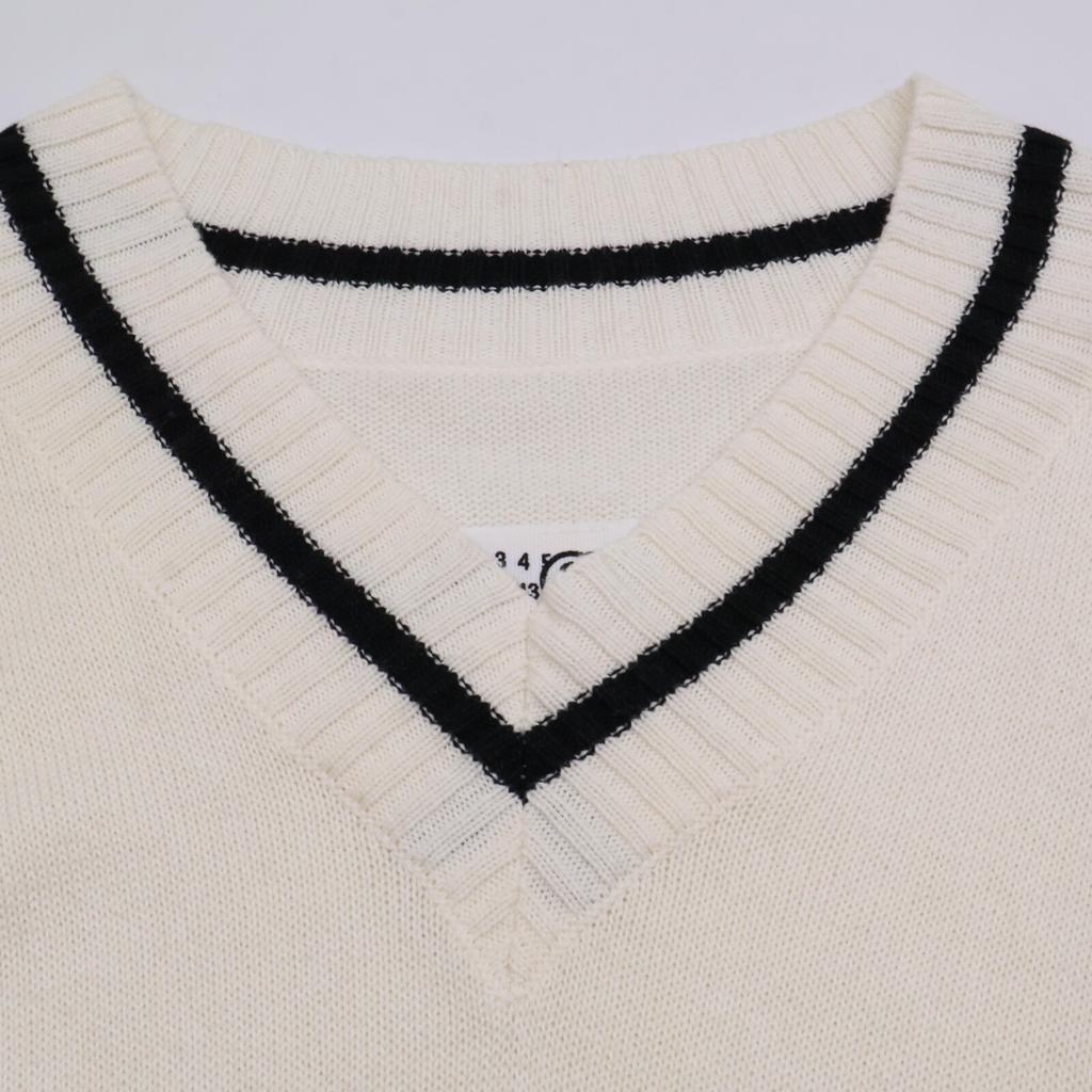 MM6 25Stainless Steel SH0HN0002 White Logo Design V-Neck Pullover Knit tops S whiteUsed