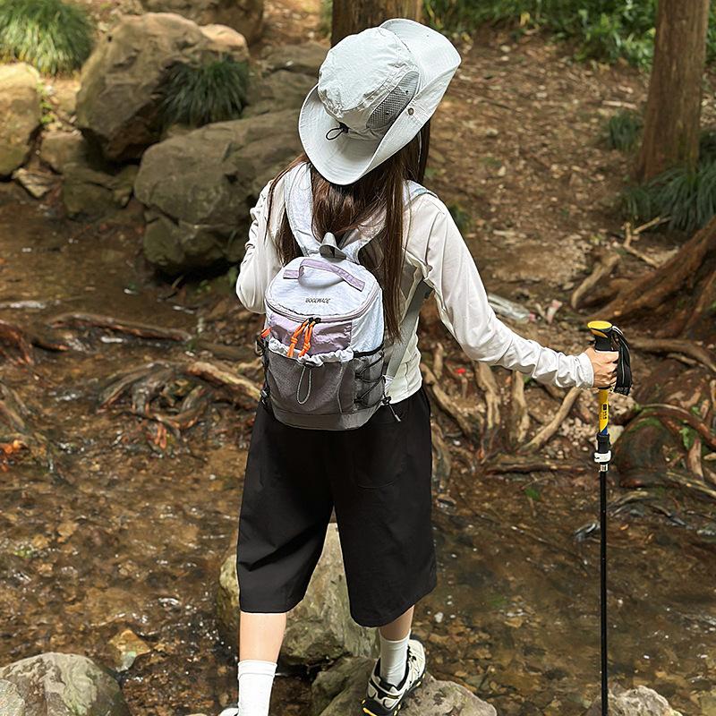 Outdoor Sports Backpack for Women, Large-capacity Travel Backpack, Casual and Versatile Hiking Bag, Waterproof and Anti-slip