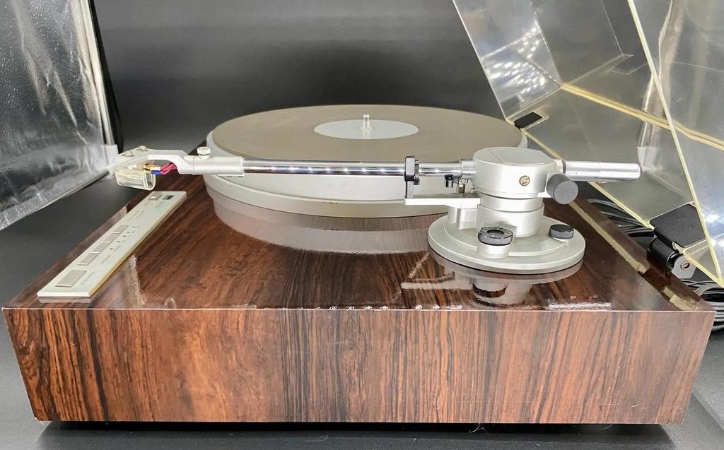 SANSUI XR-Q5 Turntable Record Player