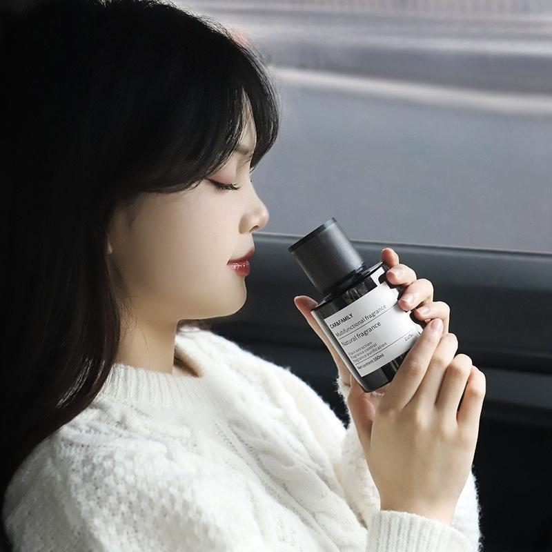 Car Perfume Decoration Accessories Car Supplies Interior Decoration High-grade Durable Light Fragrance
