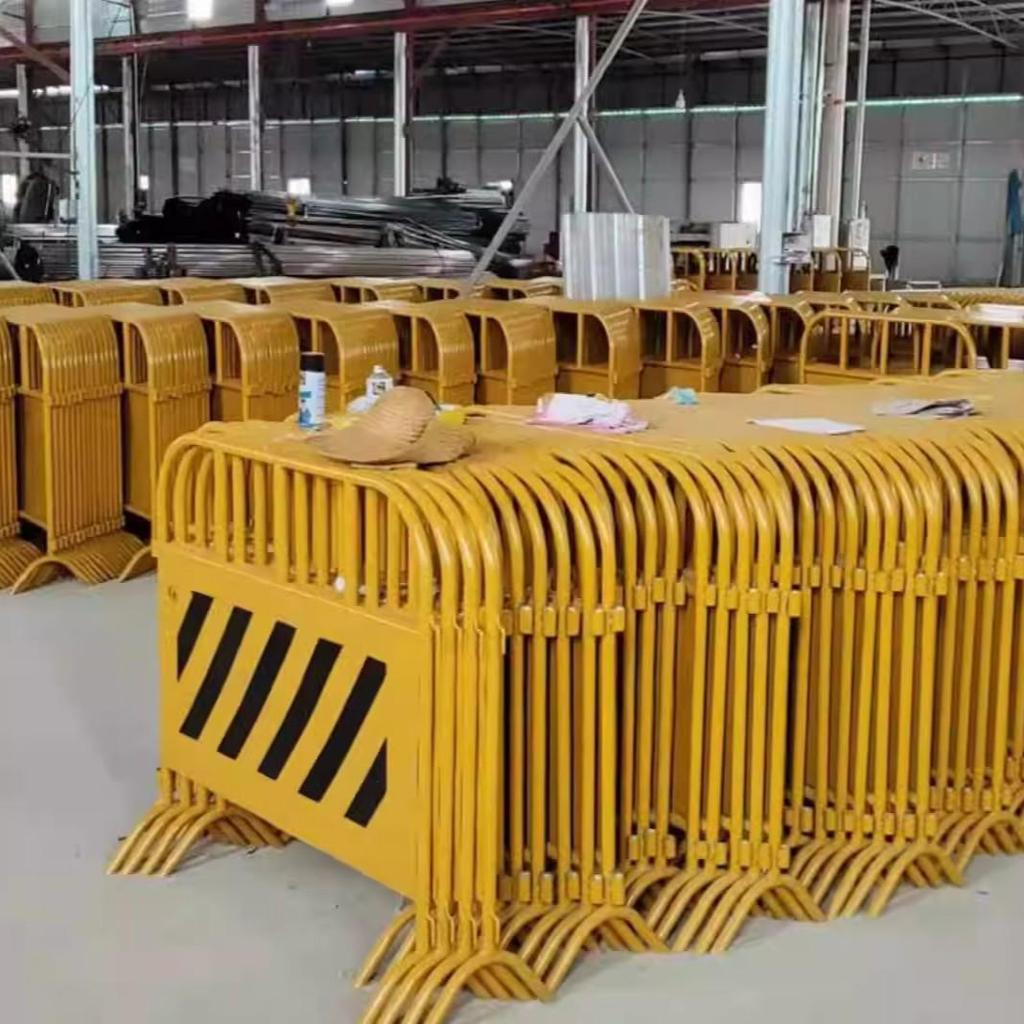 Iron Horse Safety Construction and Isolation Barrier Fence