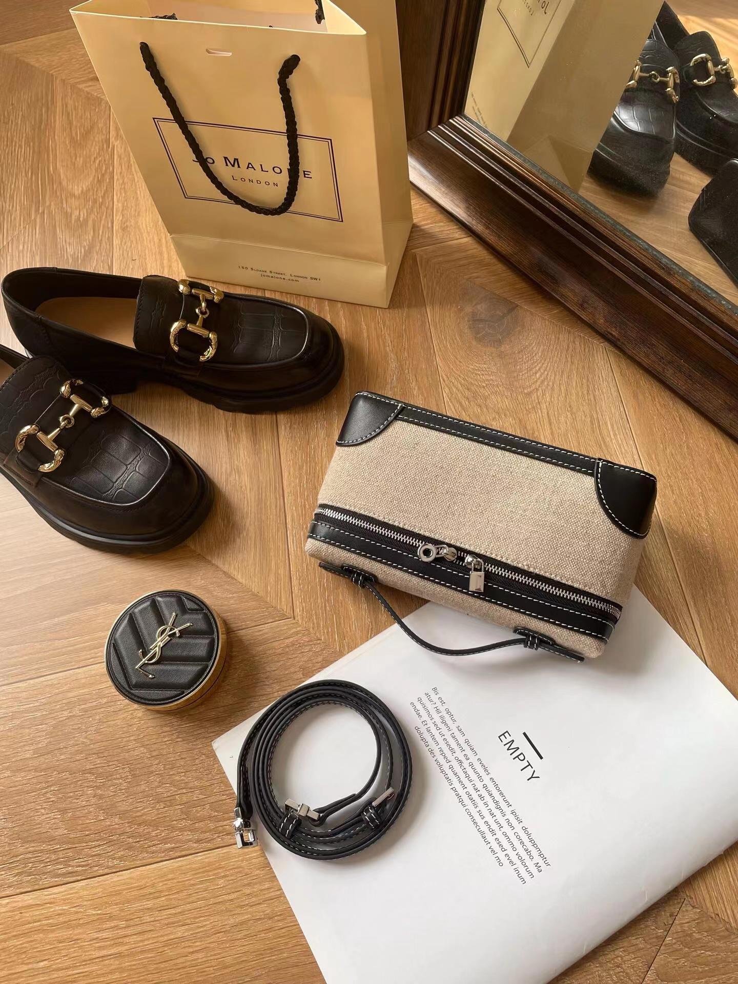 

Сумка-ланч-бокс из холста LP19 - женская модная сумка-мессенджер 2025 года для переноски и ношения на плече Regular (Hardware No Label)