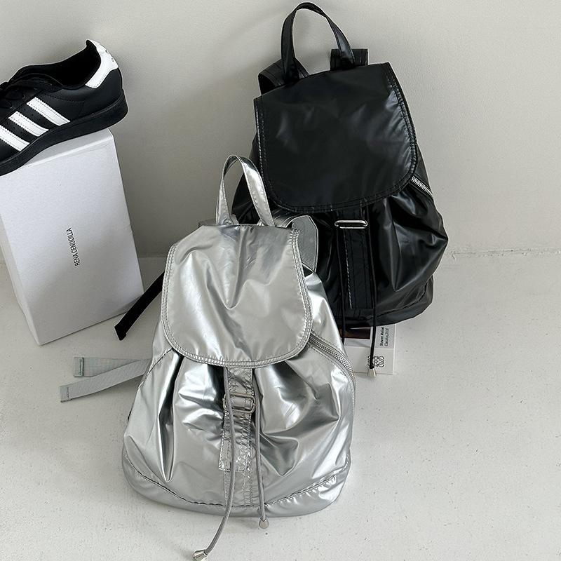 New Korean Version PU Soft Leather Backpack with Large Capacity and High-end Feel, Fashionable and Simple, Female College Student Drawstring Backpack